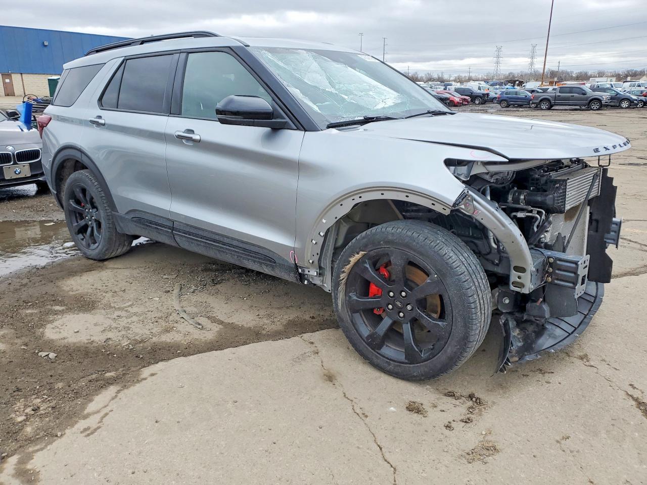 2023 Ford Explorer St - Фото 4