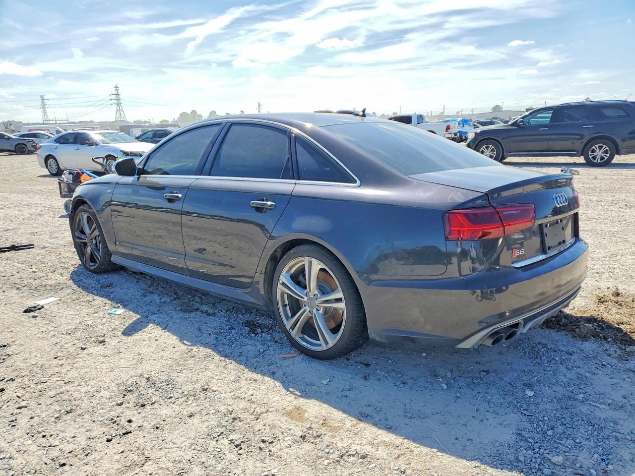 2016 Audi S6 Prestige - Фото 2