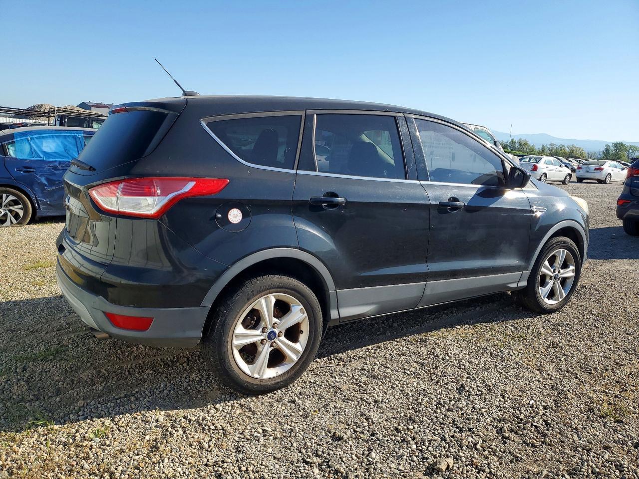 2013 Ford Escape Se - Фото 3