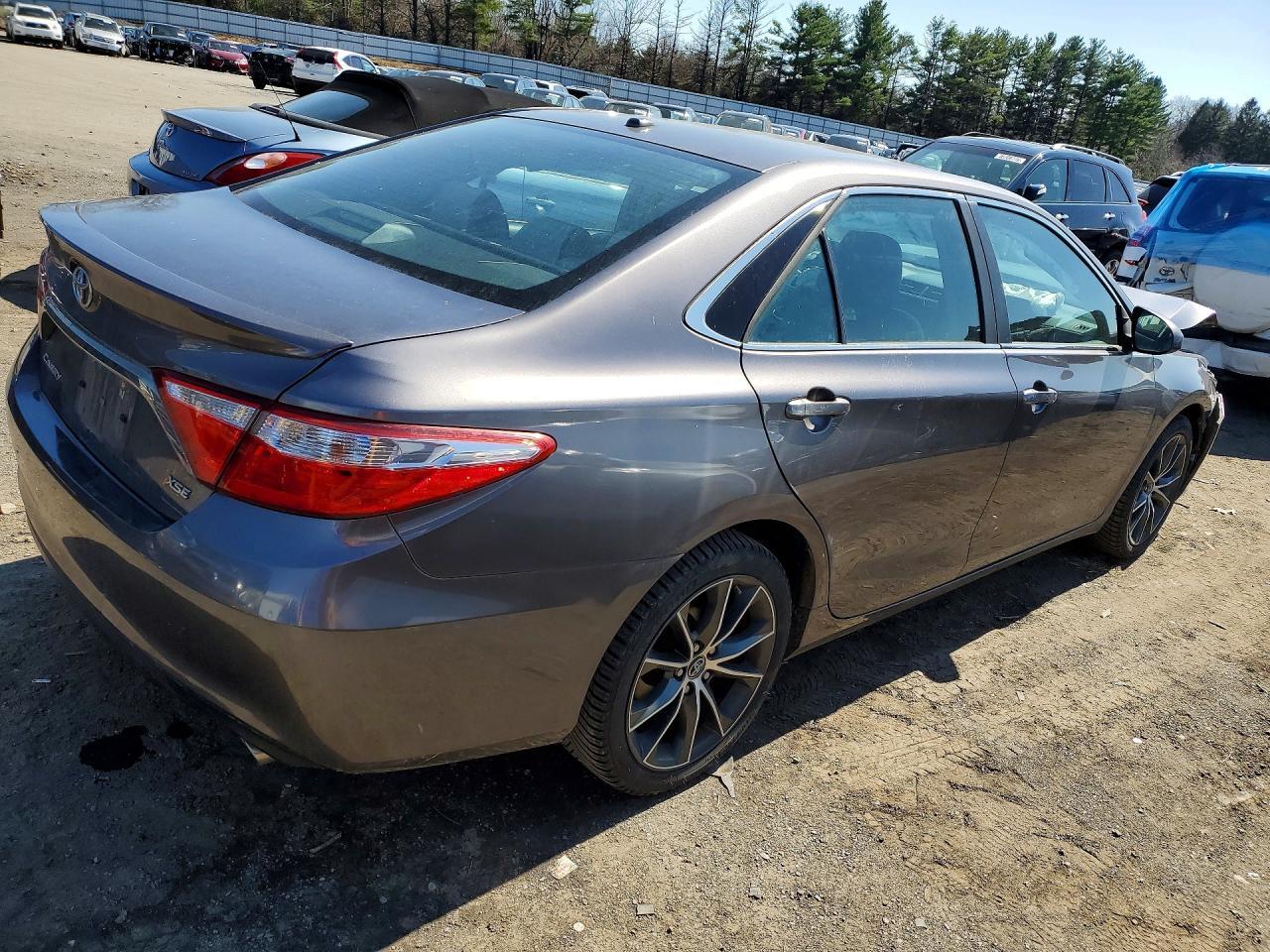 2015 Toyota Camry Xse - Фото 3