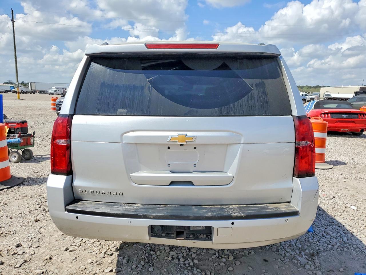 2020 Chevrolet Suburban K1500 Lt - Фото 6