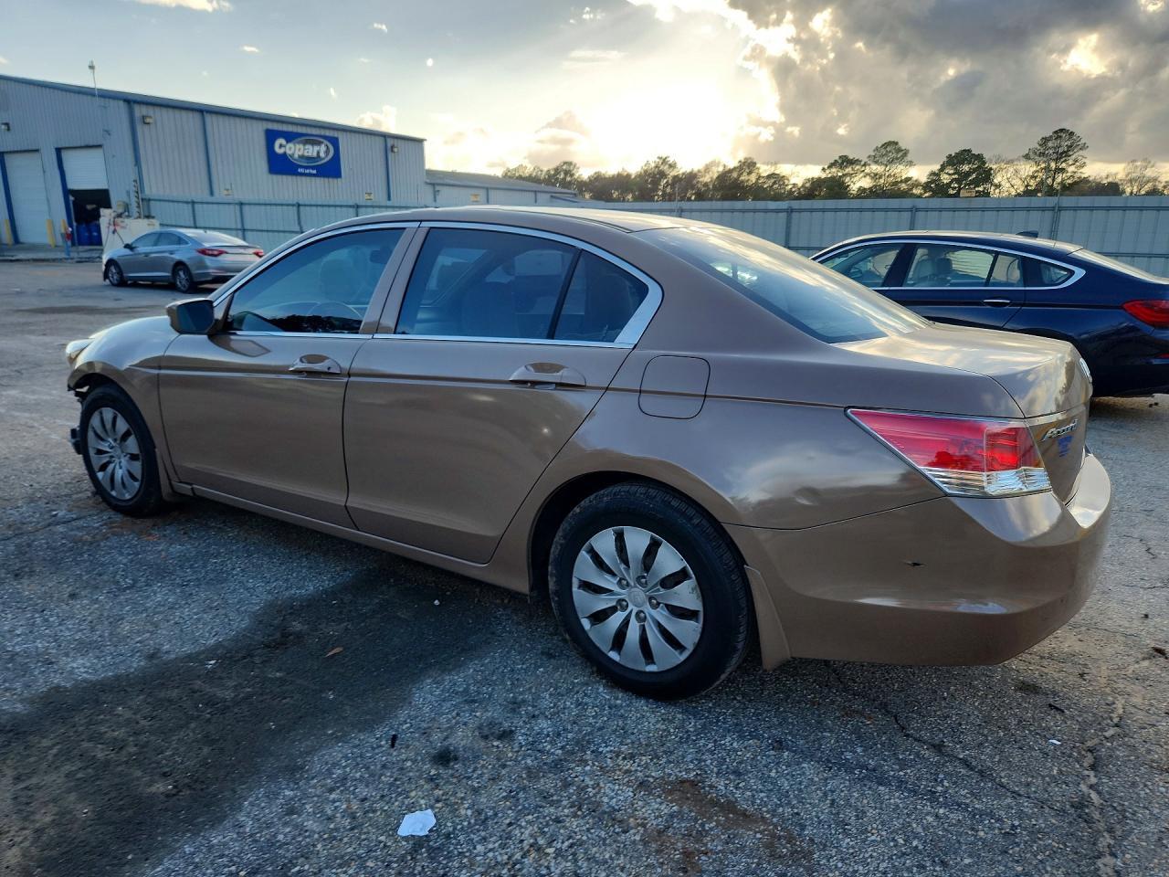 2009 Honda Accord Lx - Фото 2