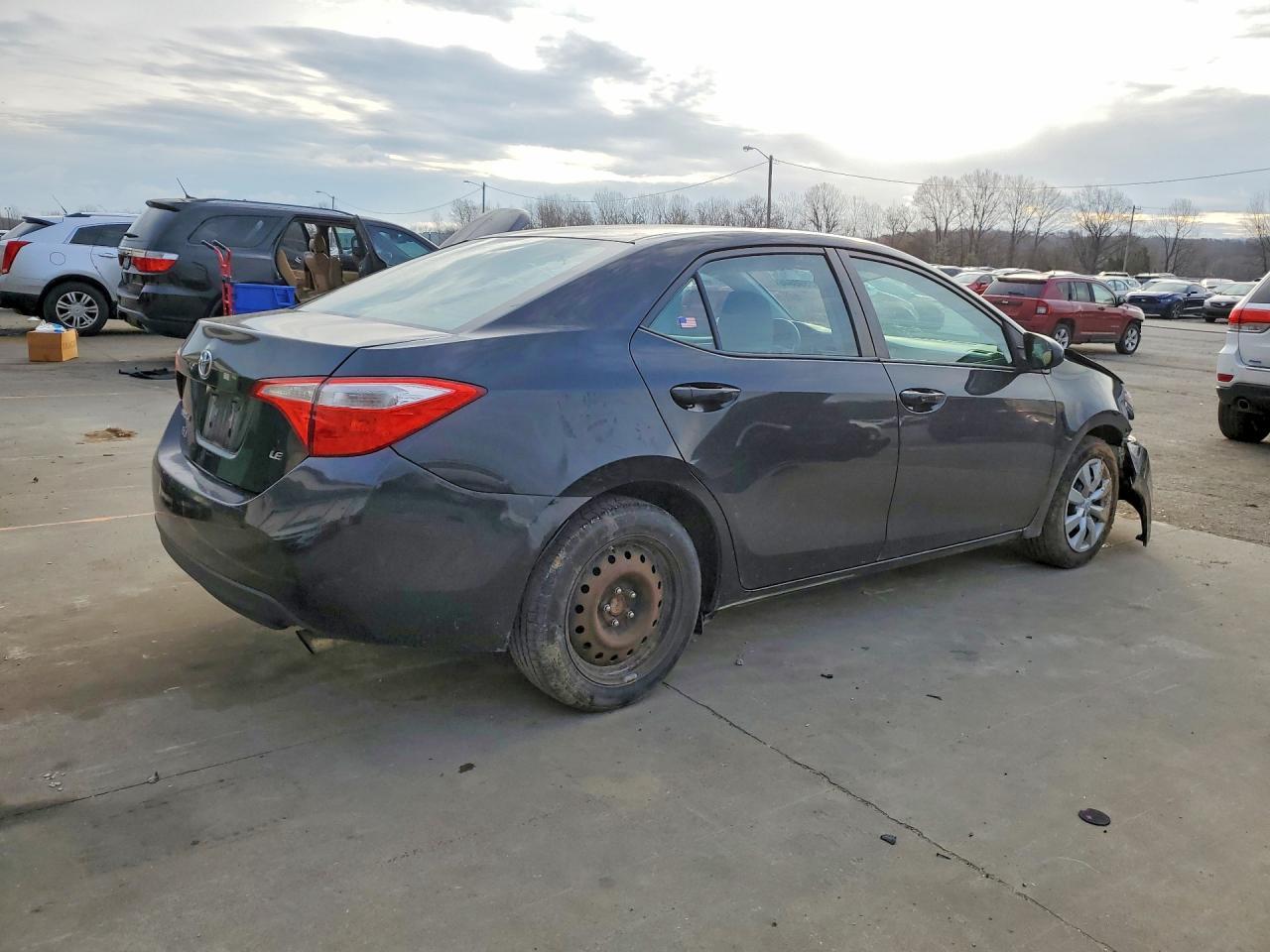 2014 Toyota Corolla - Фото 3