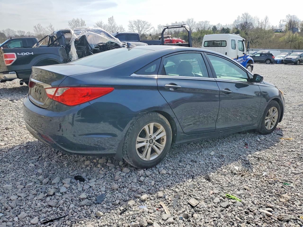 2011 Hyundai Sonata Gls - Фото 3