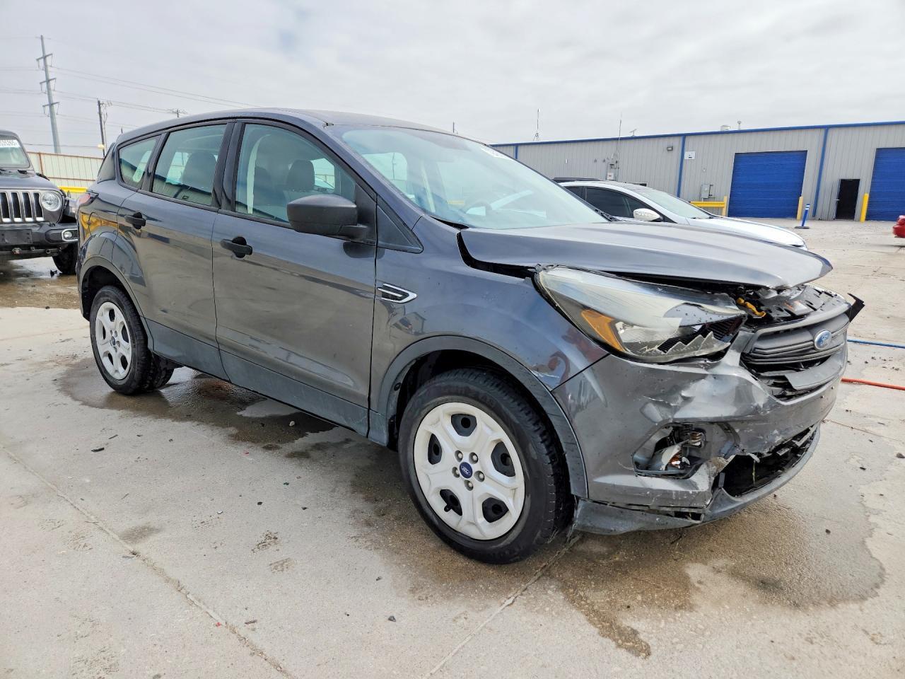 2018 Ford Escape S - Image 4