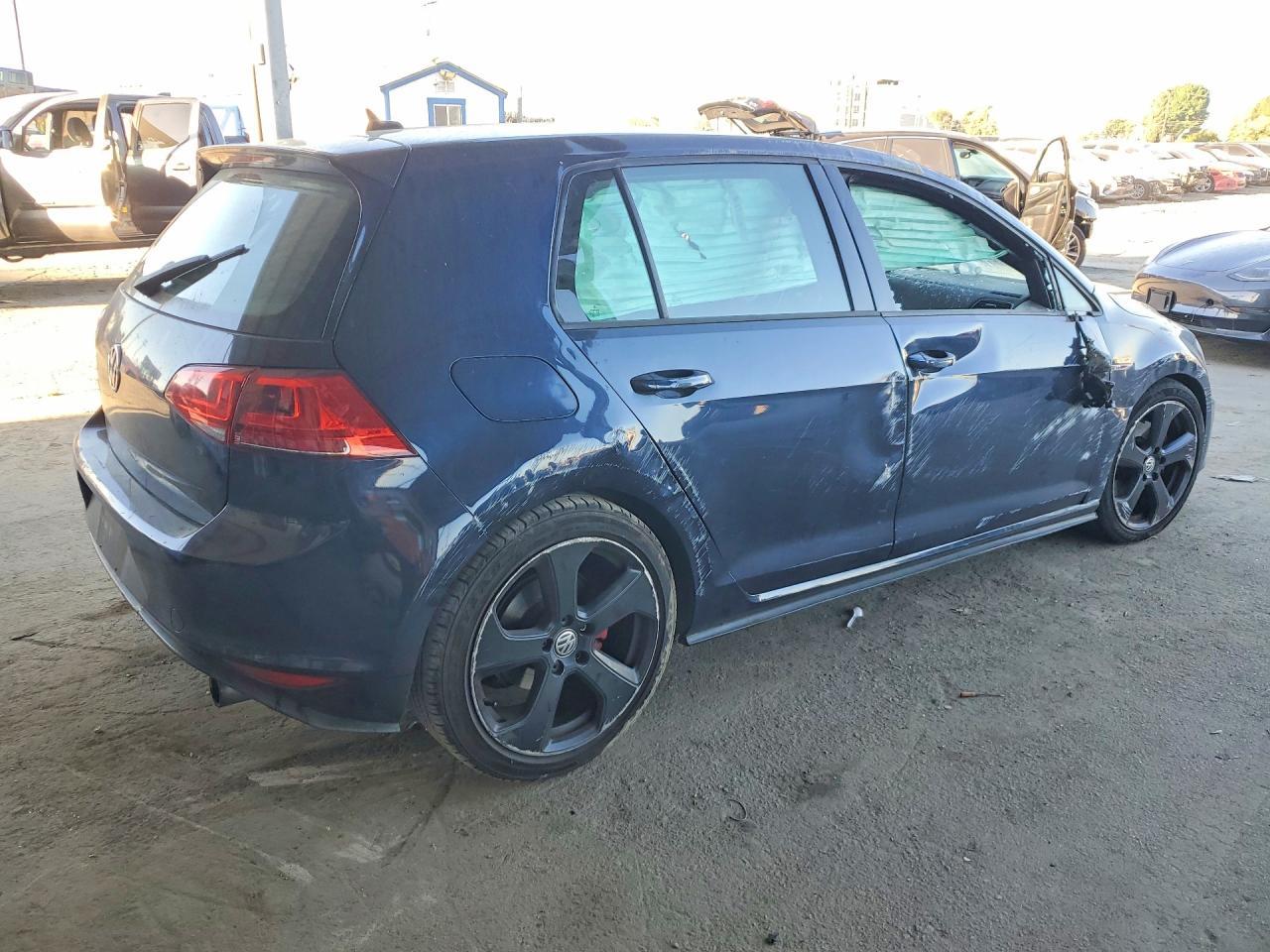 2015 Volkswagen Gti - Фото 3