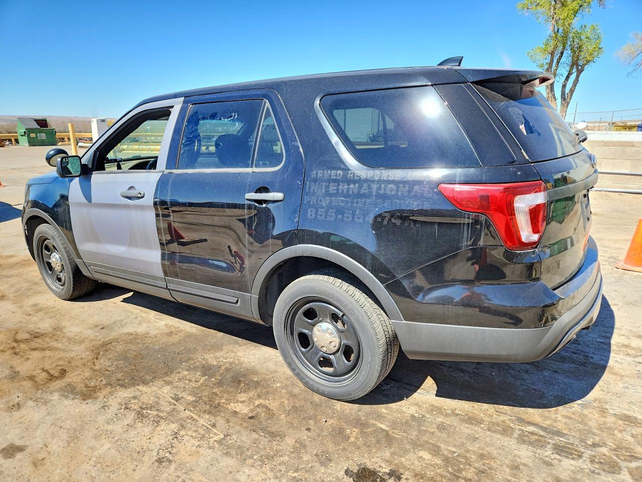 2017 Ford Explorer Police Interceptor - Image 2