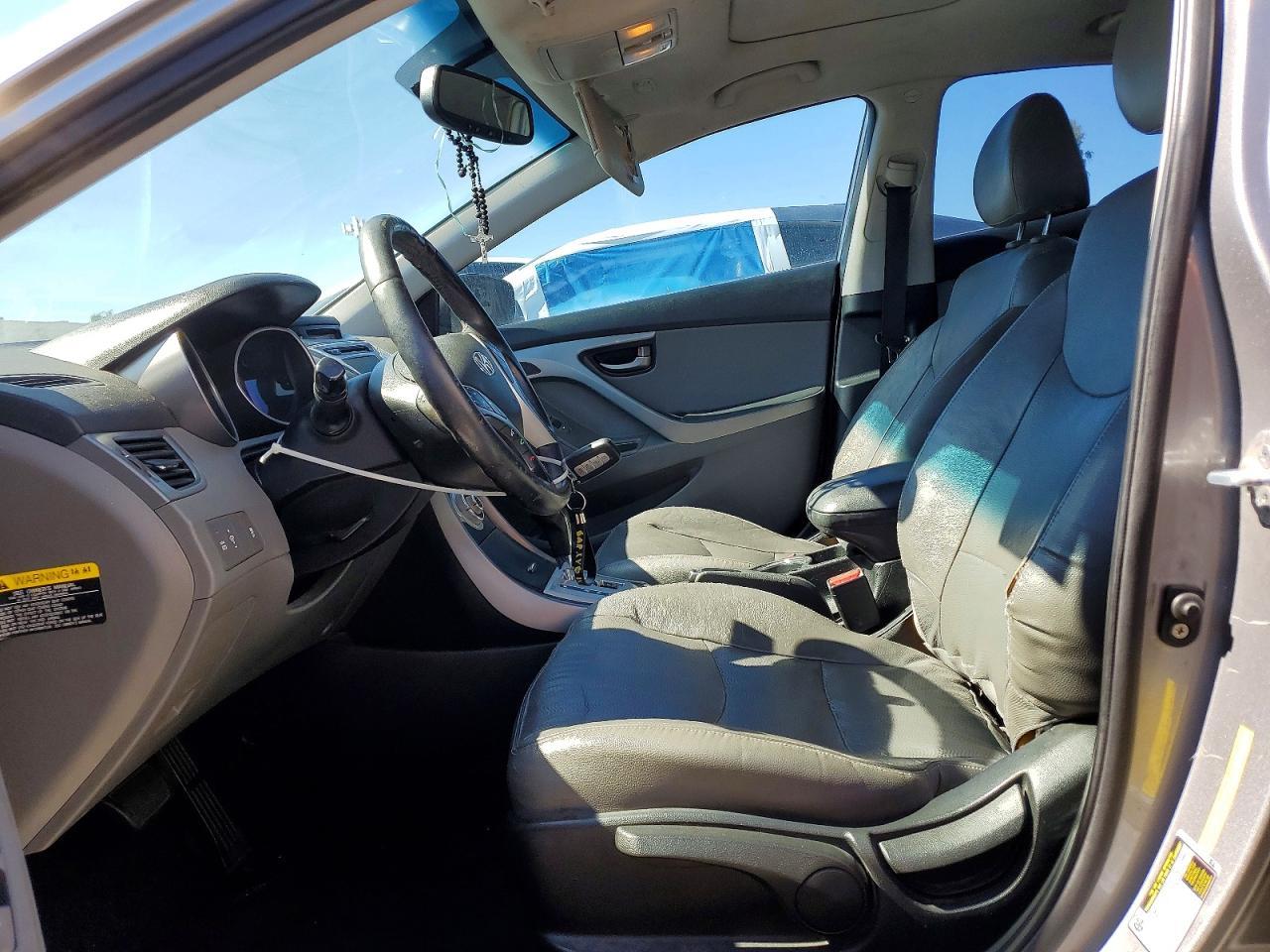 2012 Hyundai Elantra Limited - Фото 7