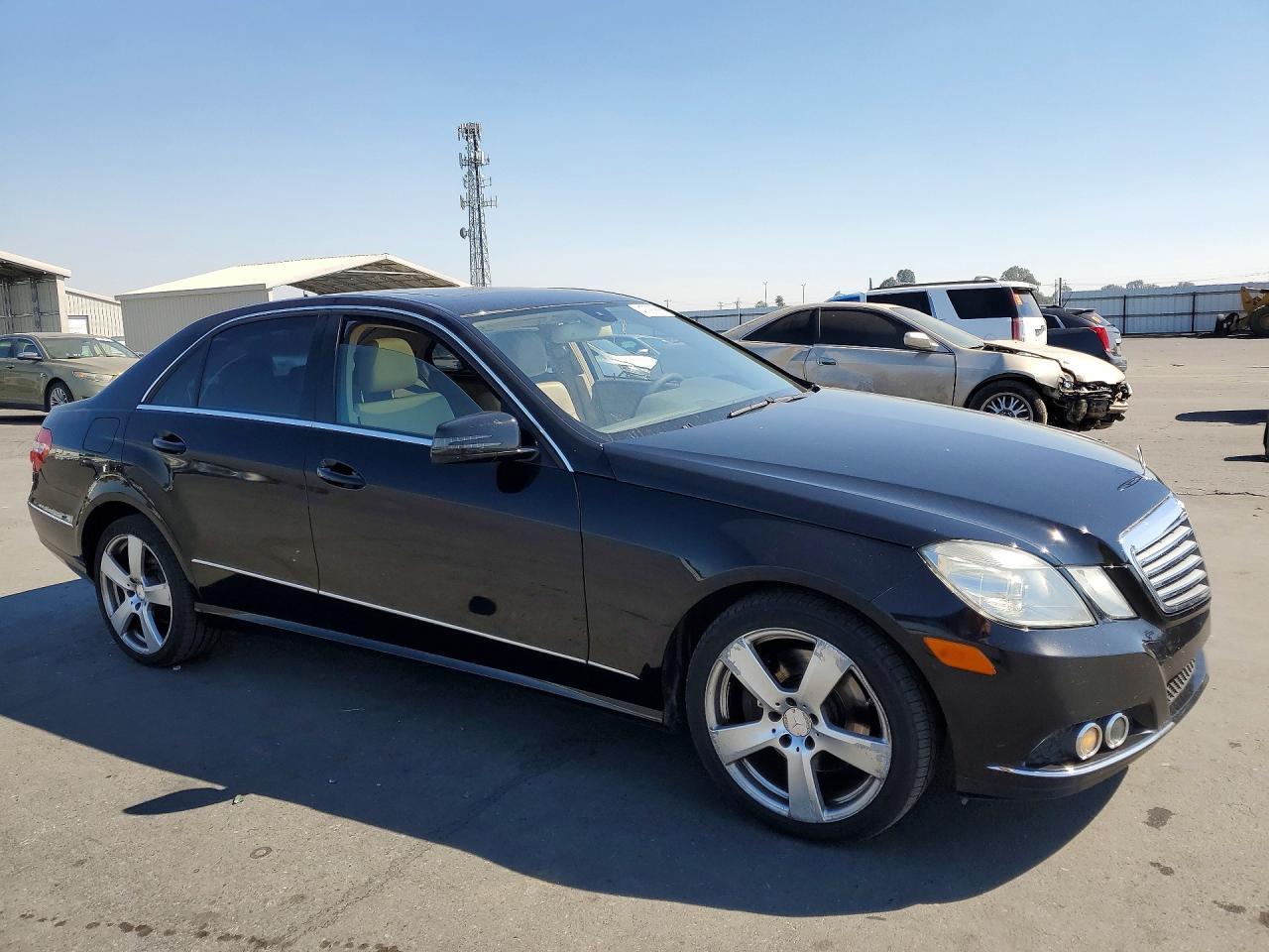 2010 Mercedes-Benz E 350 - Фото 4