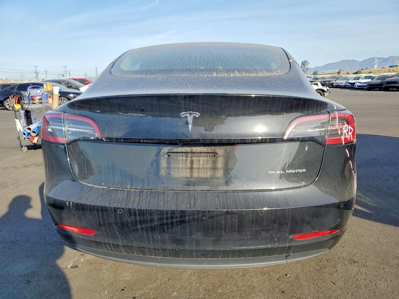 2022 Tesla Model 3 - Фото 6
