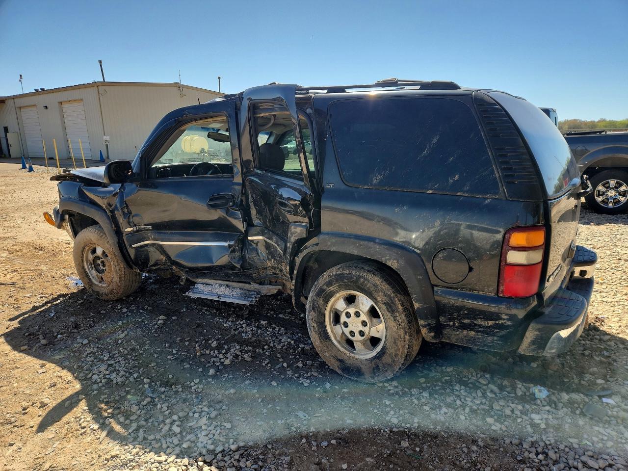 2003 Chevrolet Tahoe K1500 - Фото 2