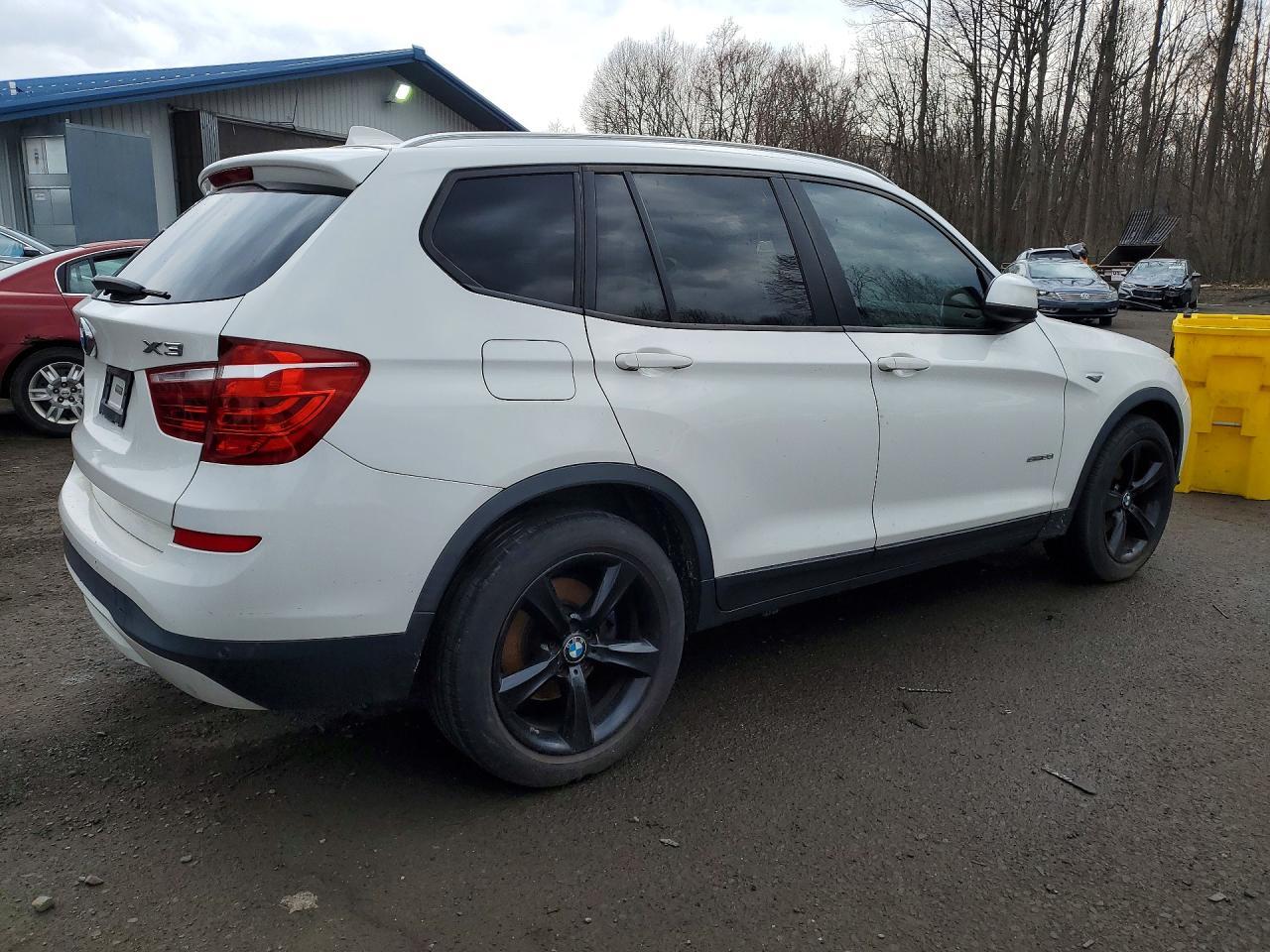 2017 BMW X3 Sdrive28I - Фото 3