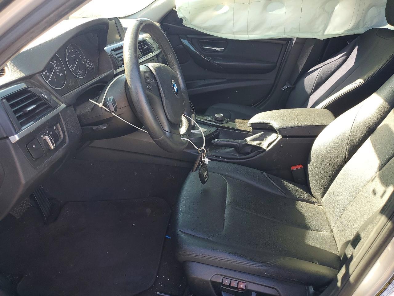 2015 BMW 320 I - Image 7