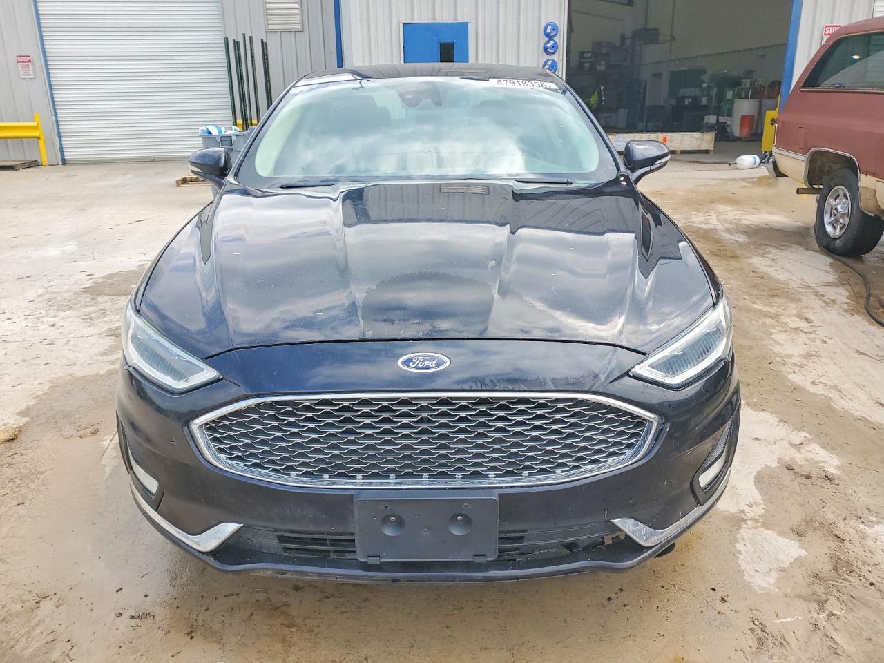 2019 Ford Fusion Titanium - Image 5
