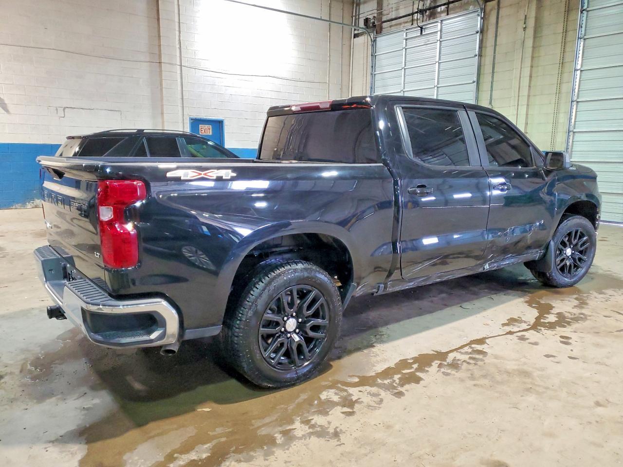 2021 Chevrolet Silverado K1500 Lt - Фото 3
