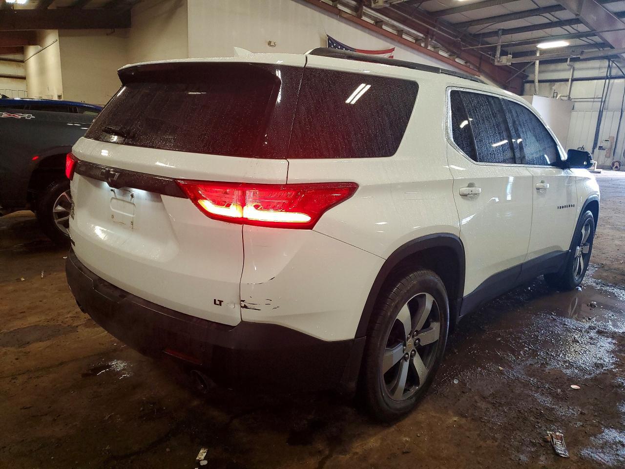 2019 Chevrolet Traverse Lt - Фото 3