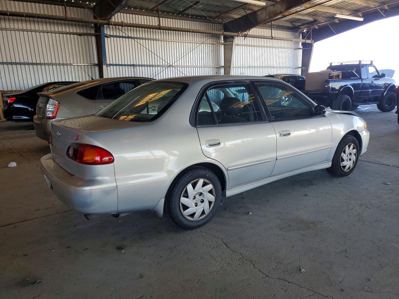 2002 Toyota Corolla S - Image 3