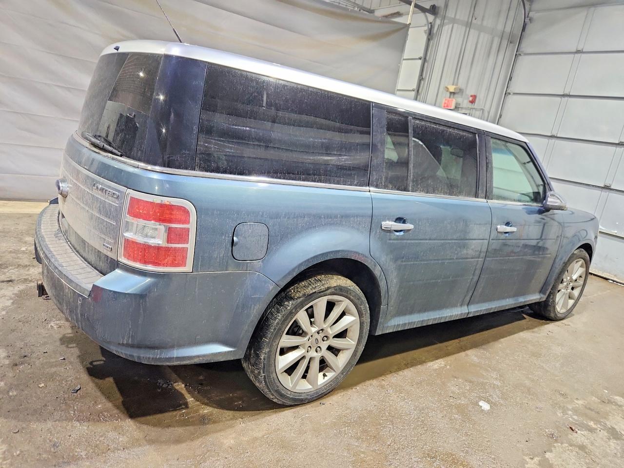 2010 Ford Flex Limited - Image 3