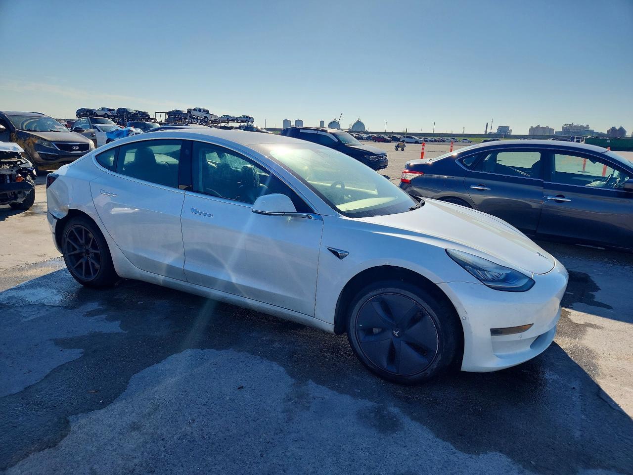 2020 Tesla Model 3 - Image 4