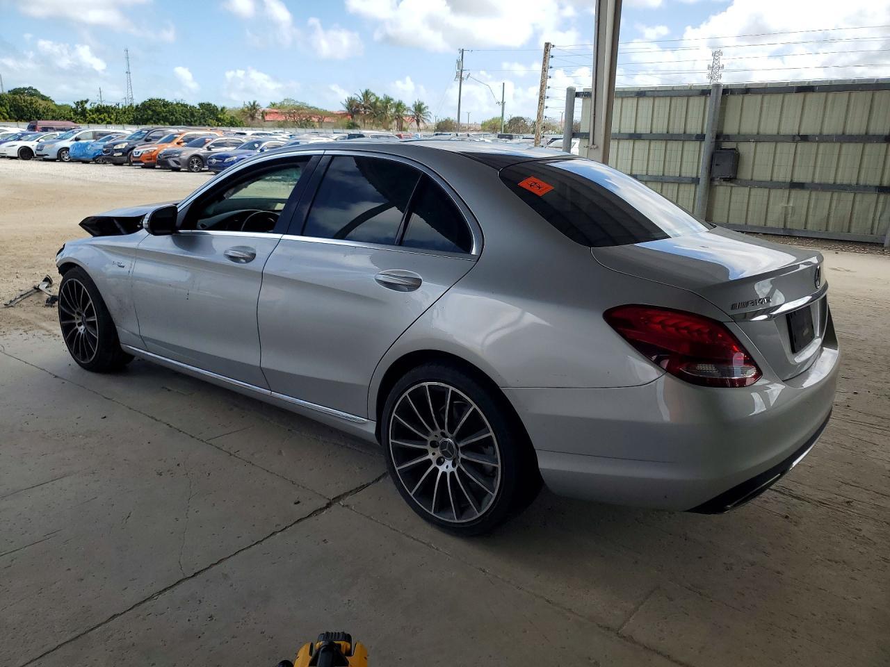 2018 Mercedes-Benz C 300 - Image 2