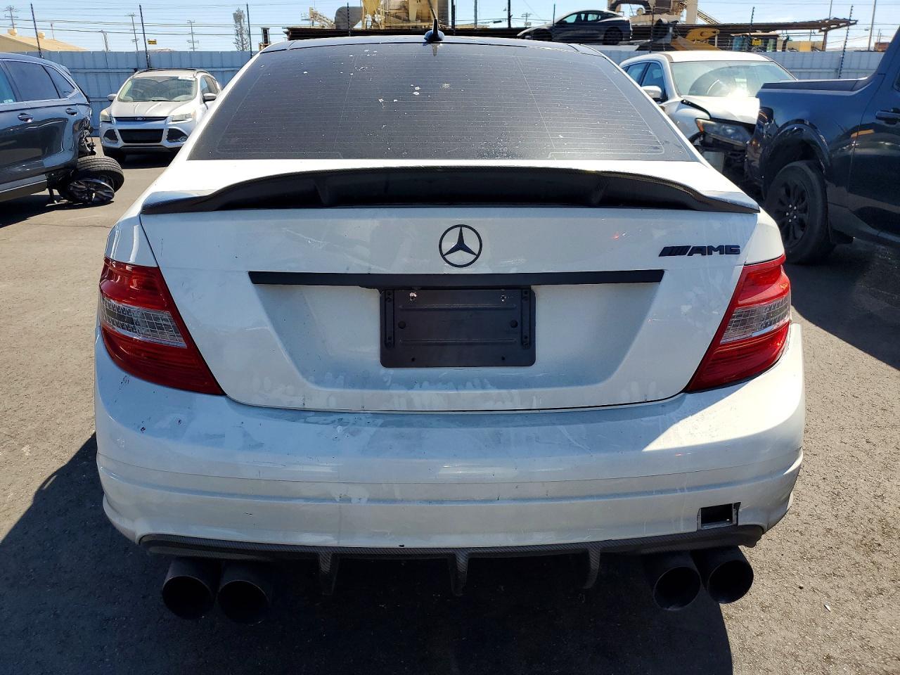 2011 Mercedes-Benz C 350 - Фото 6