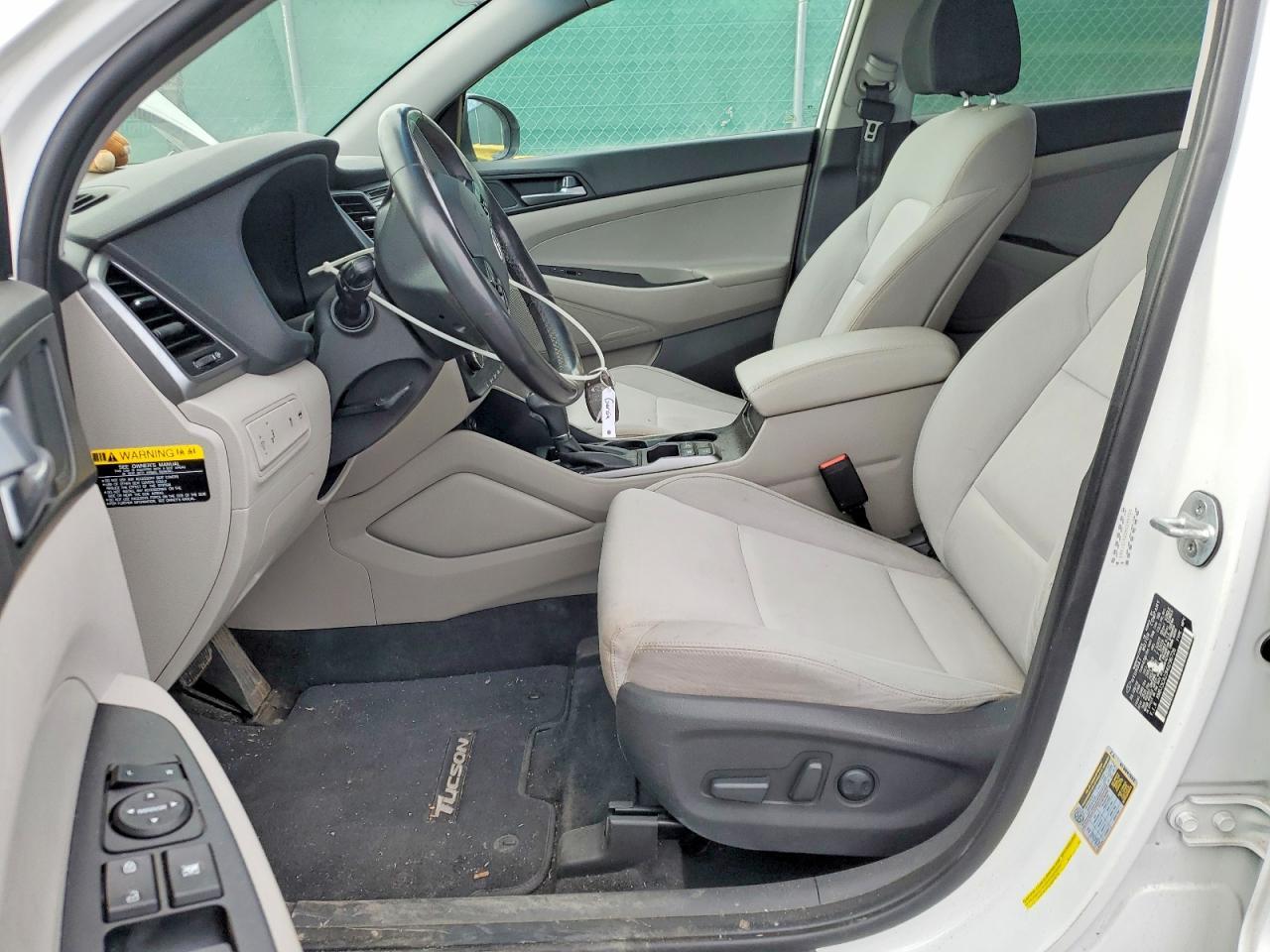 2017 Hyundai Tucson Sport - Image 7