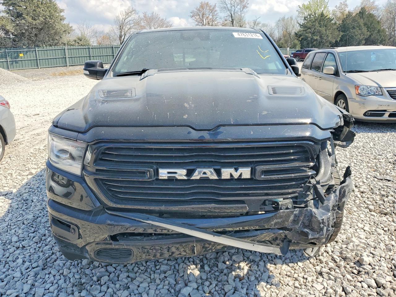 2022 Ram 1500 Laramie - Фото 5