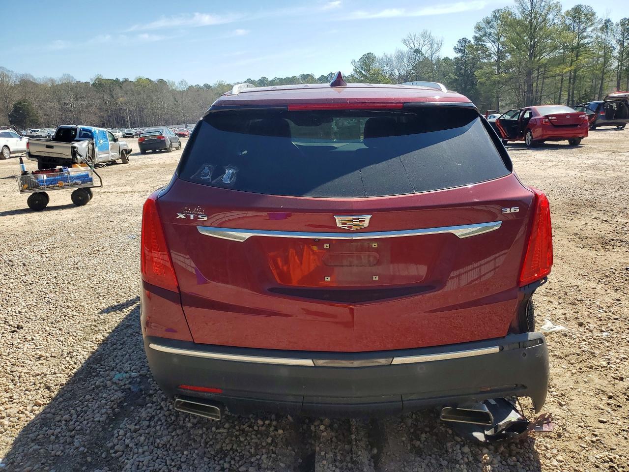 2017 Cadillac Xt5 Premium Luxury - Фото 6