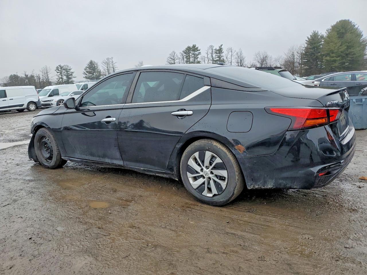 2019 Nissan Altima 2.5 S - Фото 2