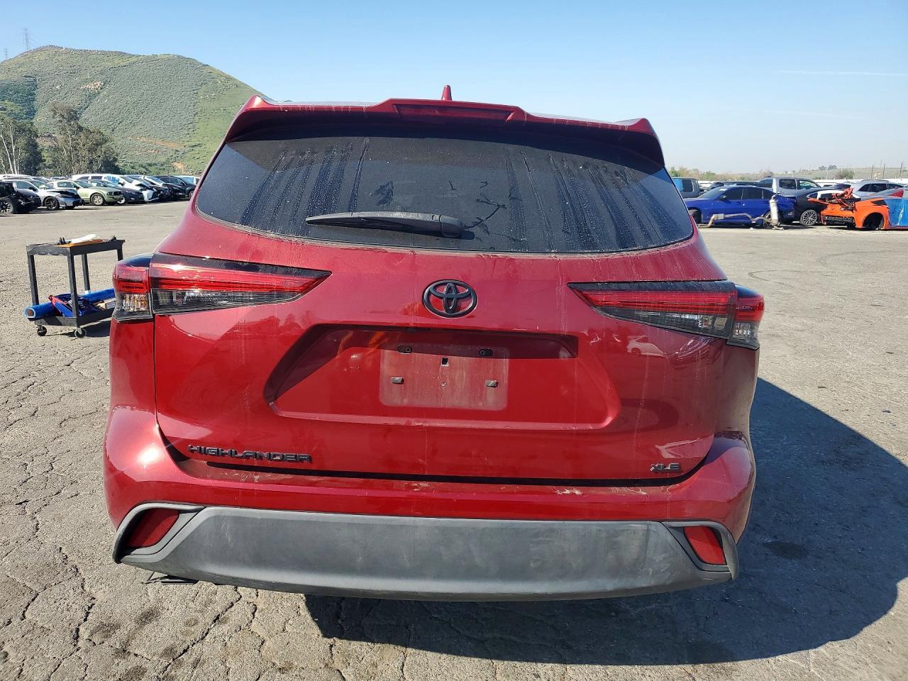 2023 Toyota Highlander Xle - Image 6