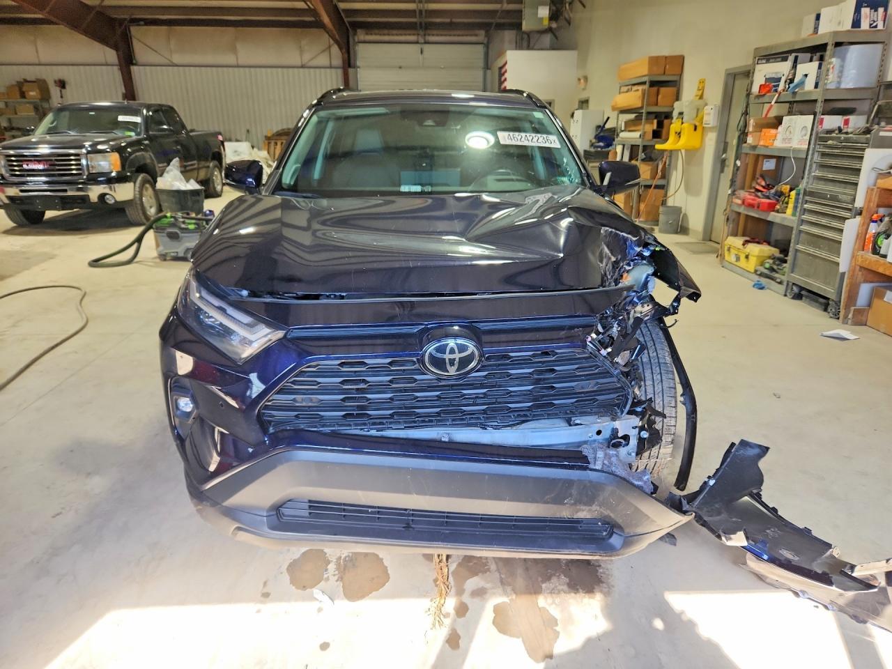 2023 Toyota Rav4 Xle Premium - Фото 5
