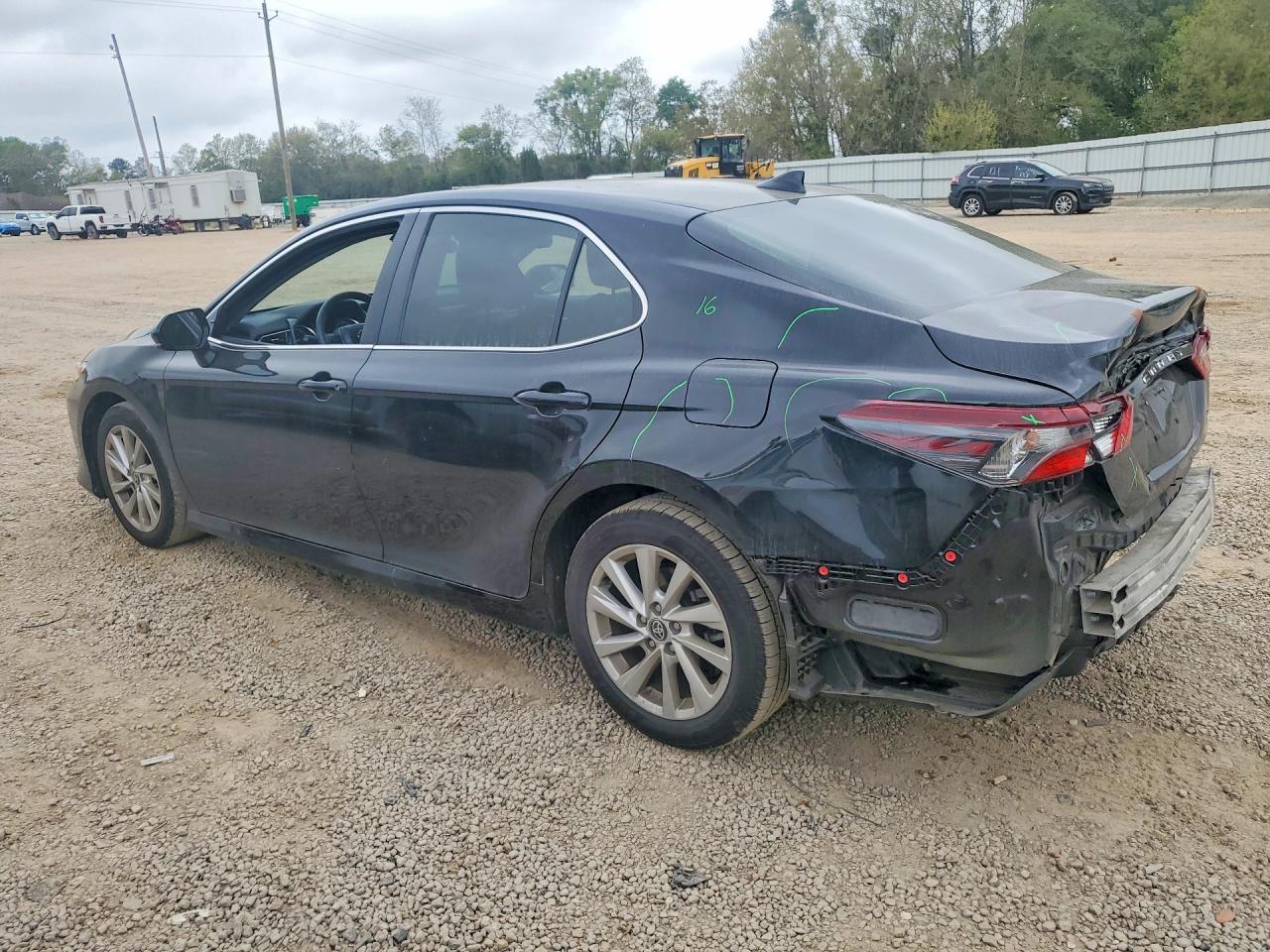 2023 Toyota Camry Le - Image 2