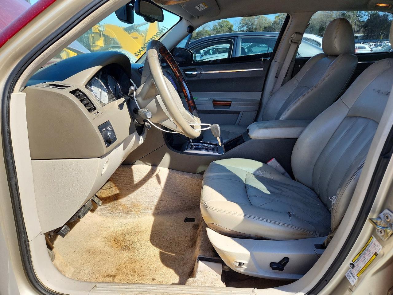 2007 Chrysler 300C - Фото 7