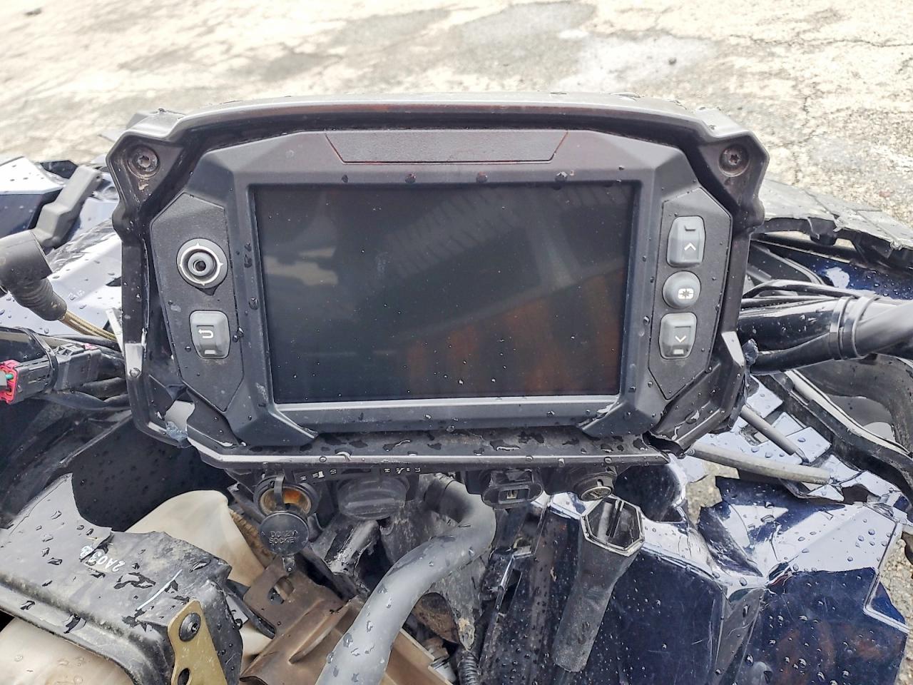 2022 Polaris Sportsman Xp 1000 Ride Command Limited E - Image 7