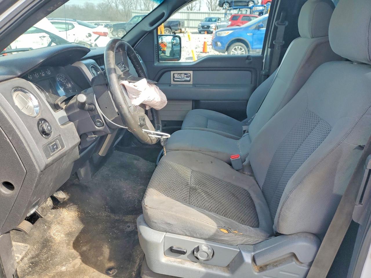 2011 Ford F150 Super Cab - Фото 7