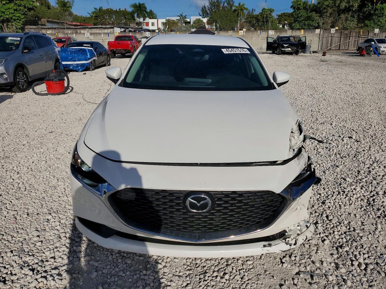 2024 Mazda 3 - Image 5