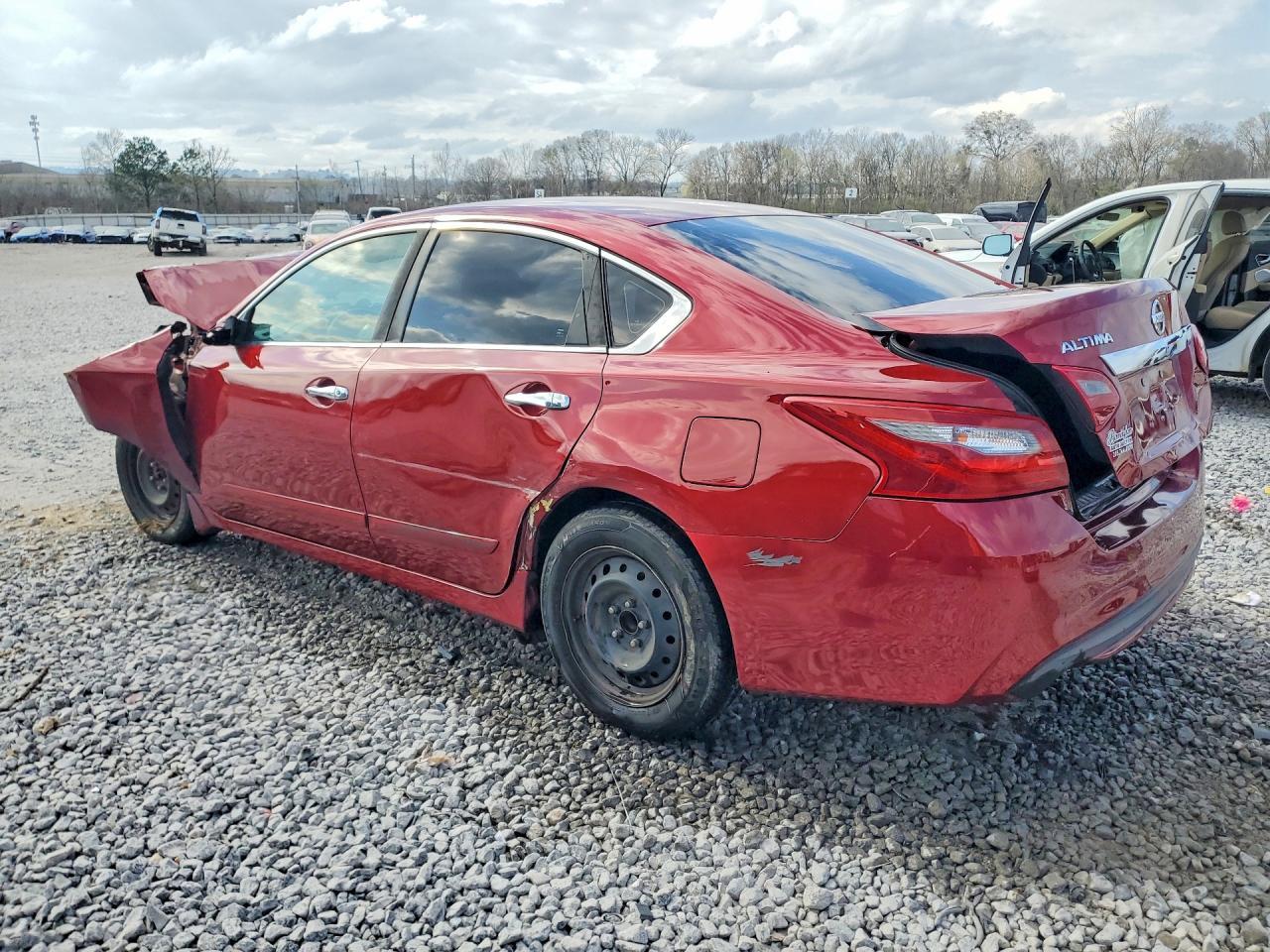 2018 Nissan Altima 2.5 S - Image 2