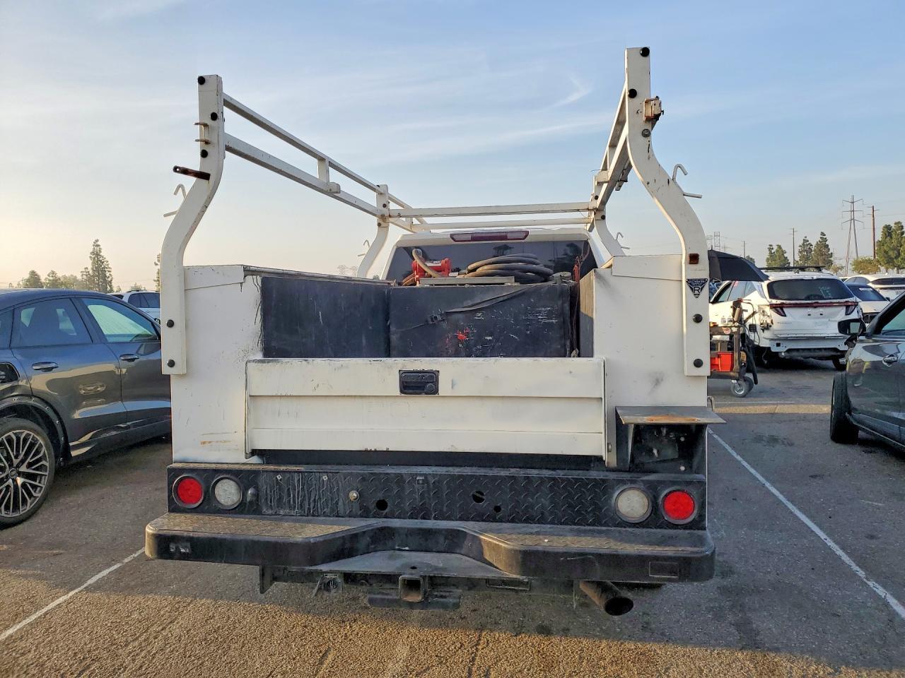2020 Chevrolet Silverado Delivery Truck - Image 6