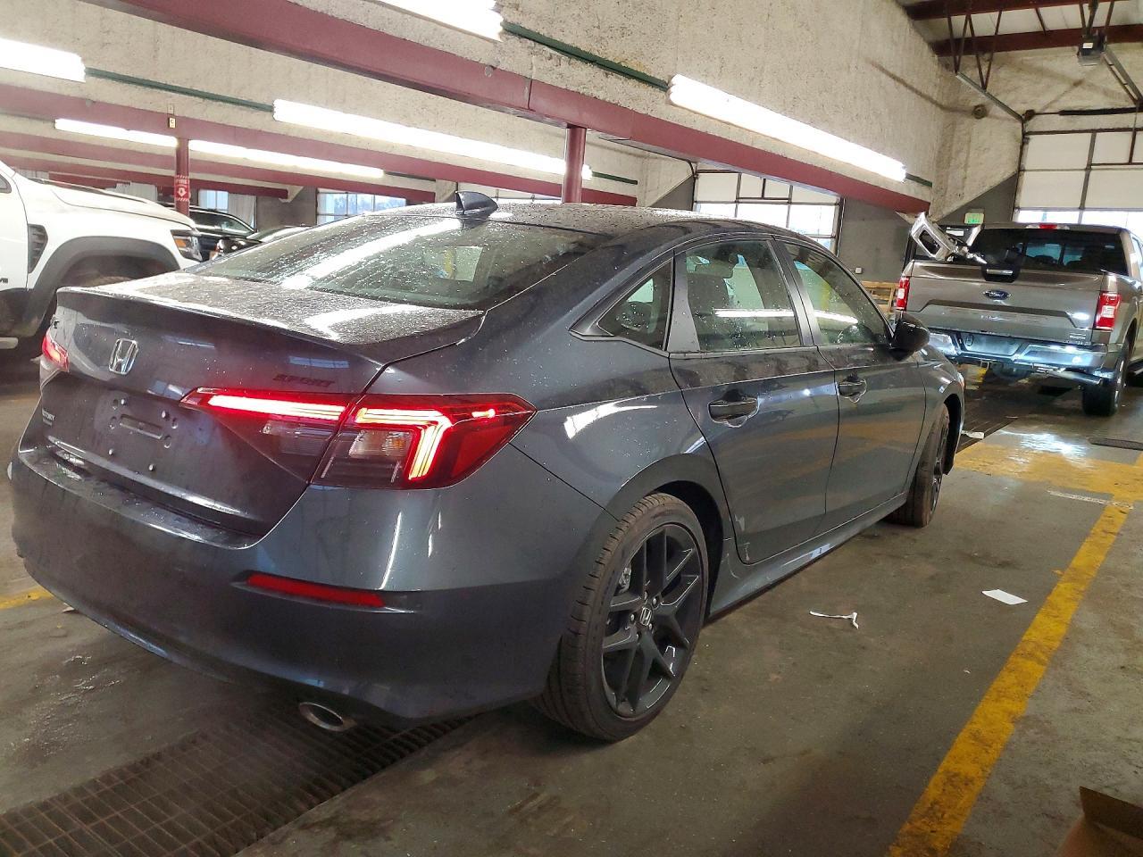 2026 Honda Civic Sport - Фото 3
