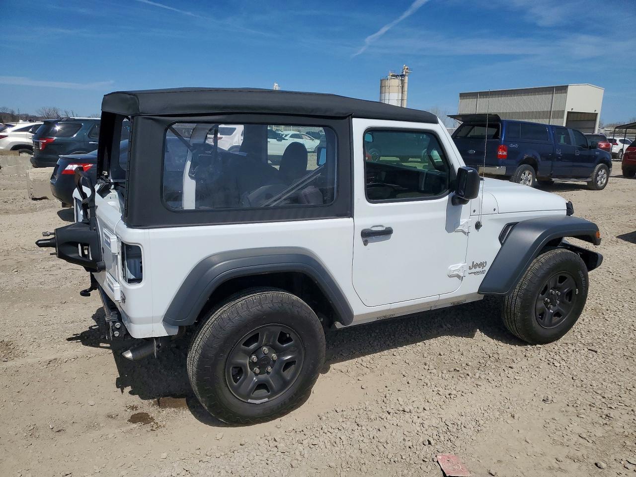 2019 Jeep Wrangler Sport - Фото 3
