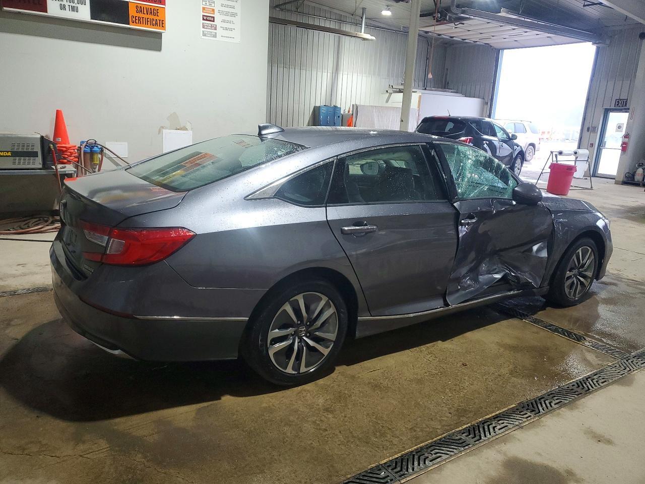 2020 Honda Accord Touring Hybrid - Фото 3