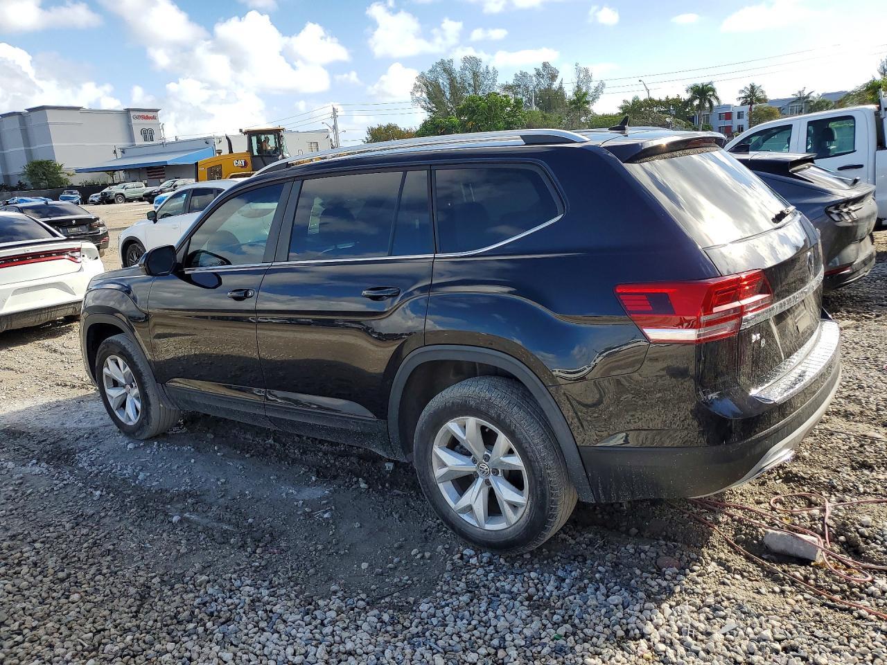 2019 Volkswagen Atlas Se - Фото 2