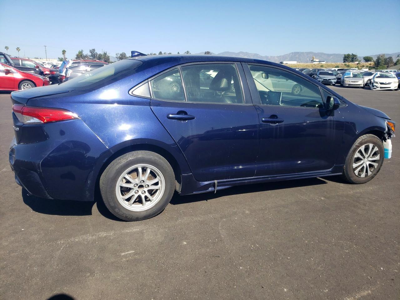 2021 Toyota Corolla Hybrid Le - Фото 3