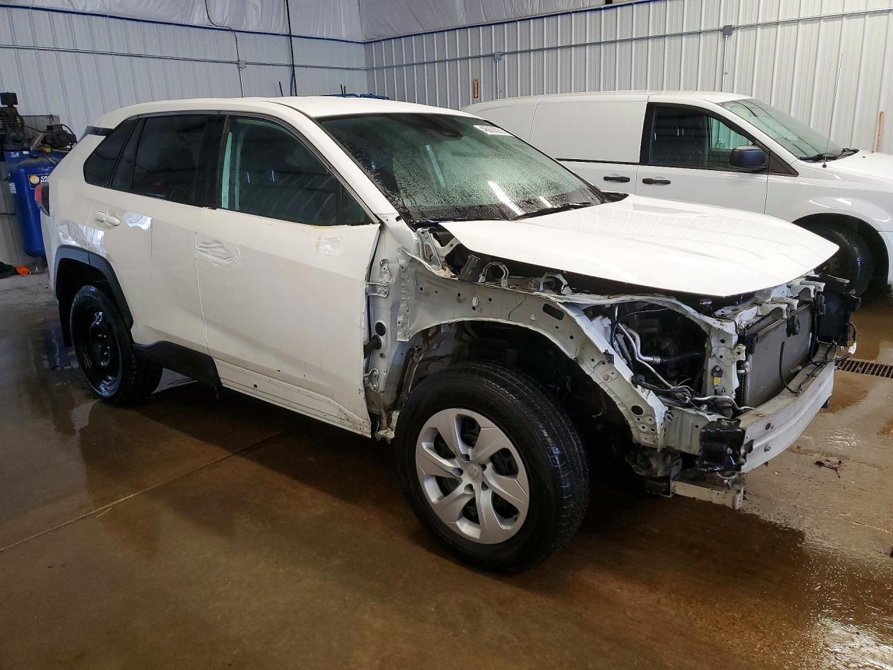 2024 Toyota Rav4 Le - Фото 4