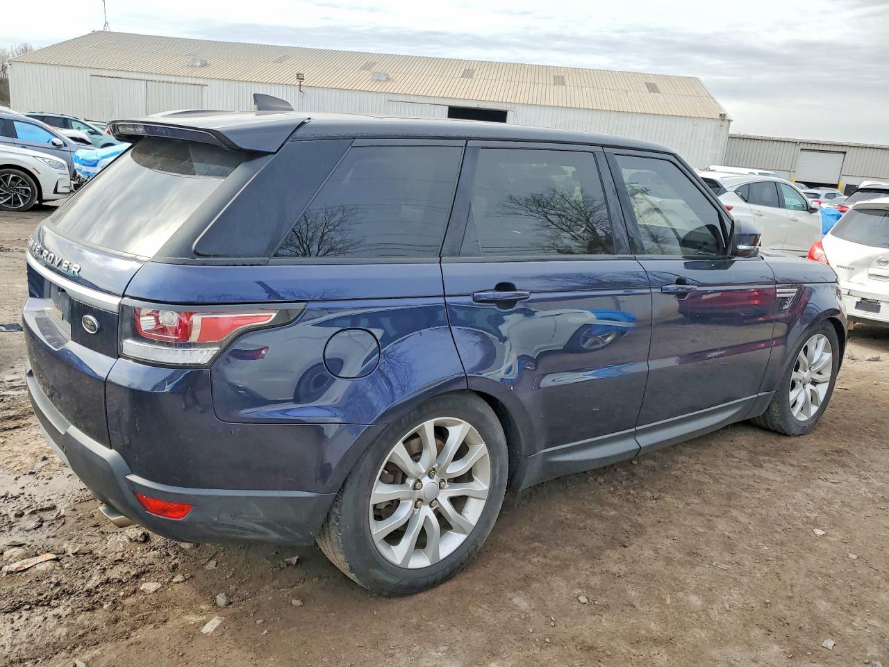 2017 Land Rover Range Rover Sport Hse - Image 3