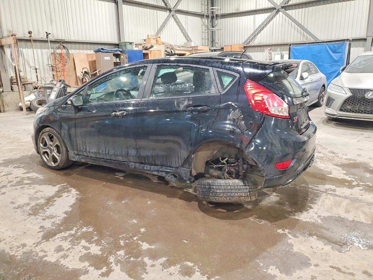 2017 Ford Fiesta St - Фото 2