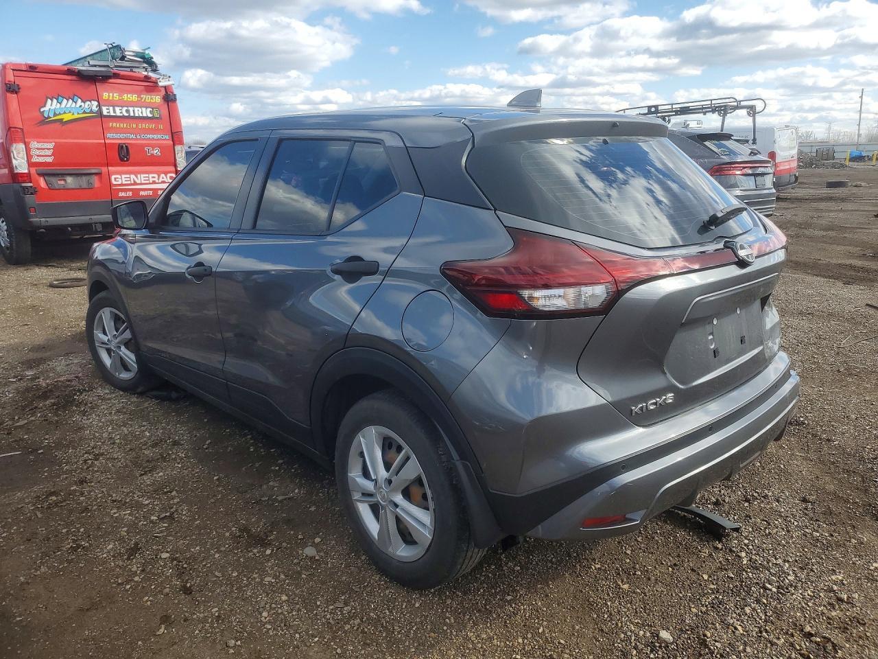 2023 Nissan Kicks S - Image 2
