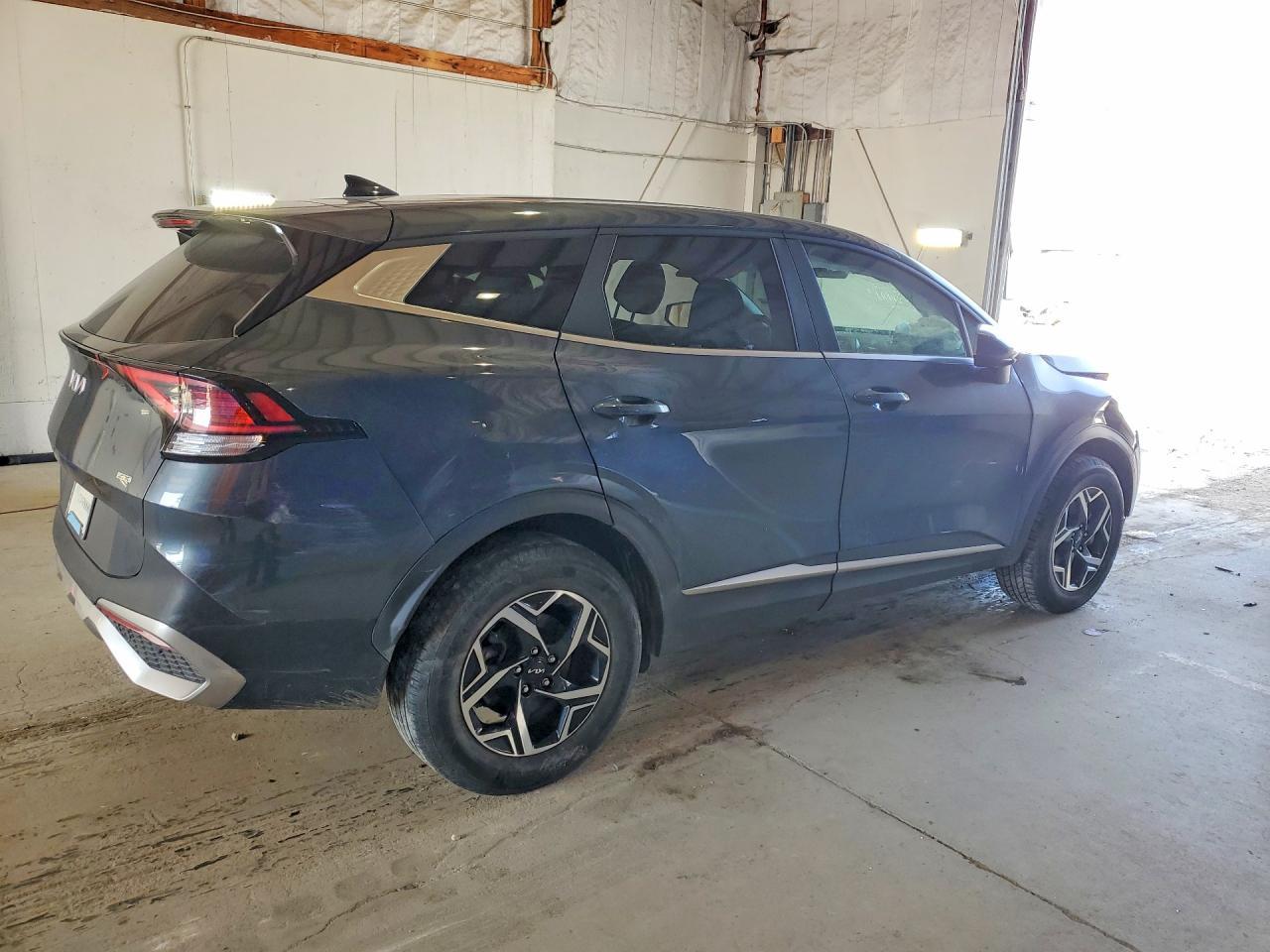 2023 Kia Sportage Lx - Image 3
