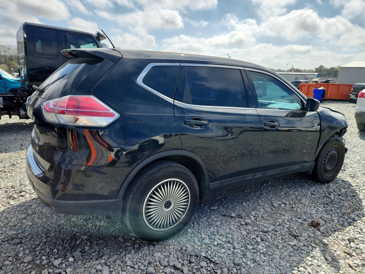 2016 Nissan Rogue S - Фото 4