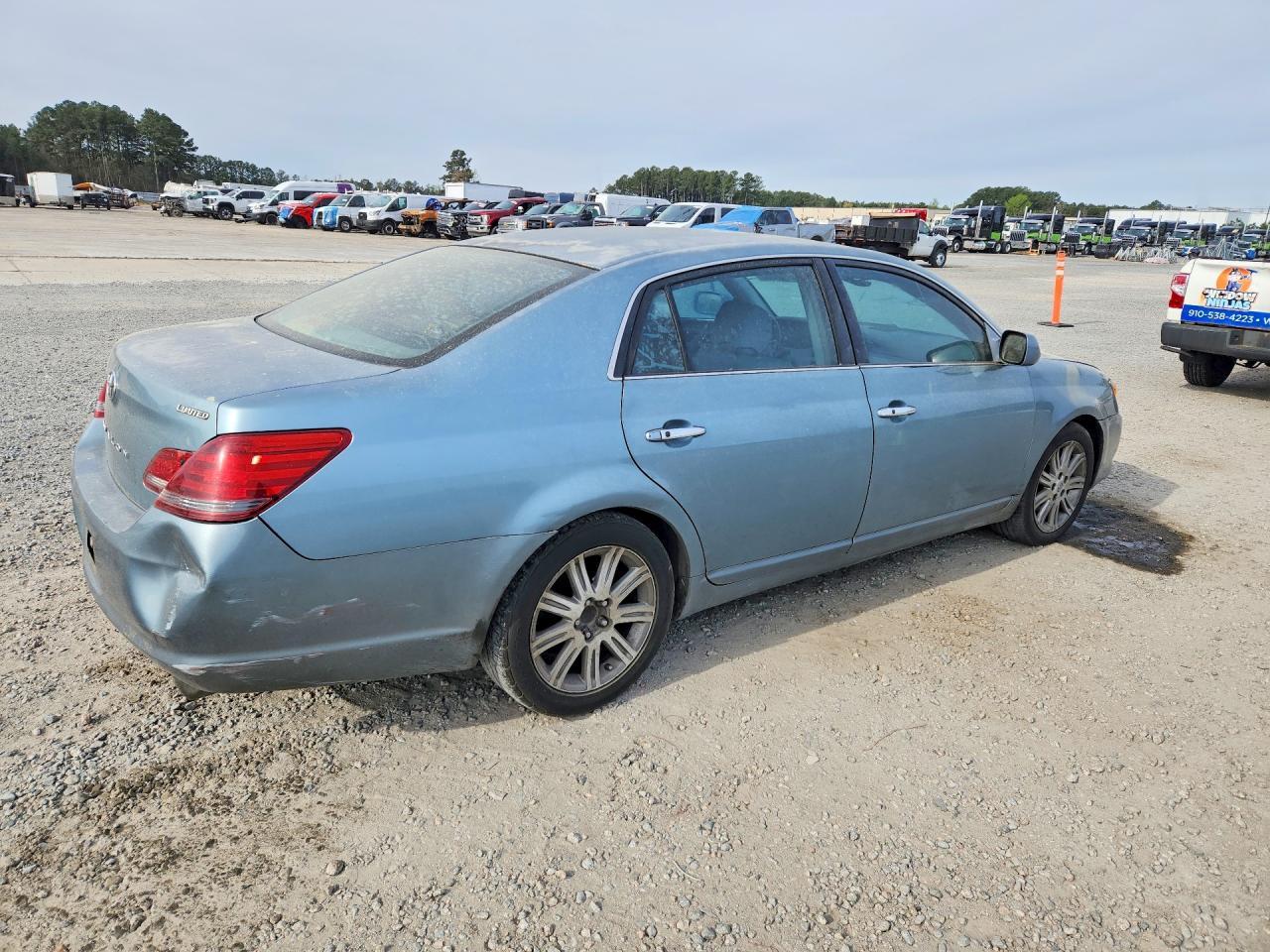 2008 Toyota Avalon Limited - Фото 3